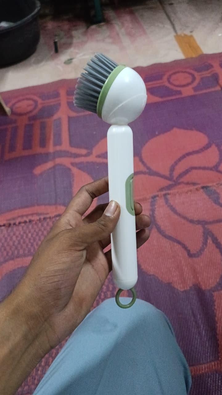 360 Degree Scrubber Wand with Liquid Dispenser